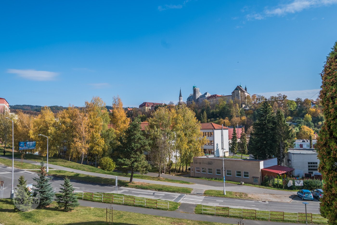 Na predaj 3 izbový byt s klimatizáciou na obľúbenom sídlisku v Levoči